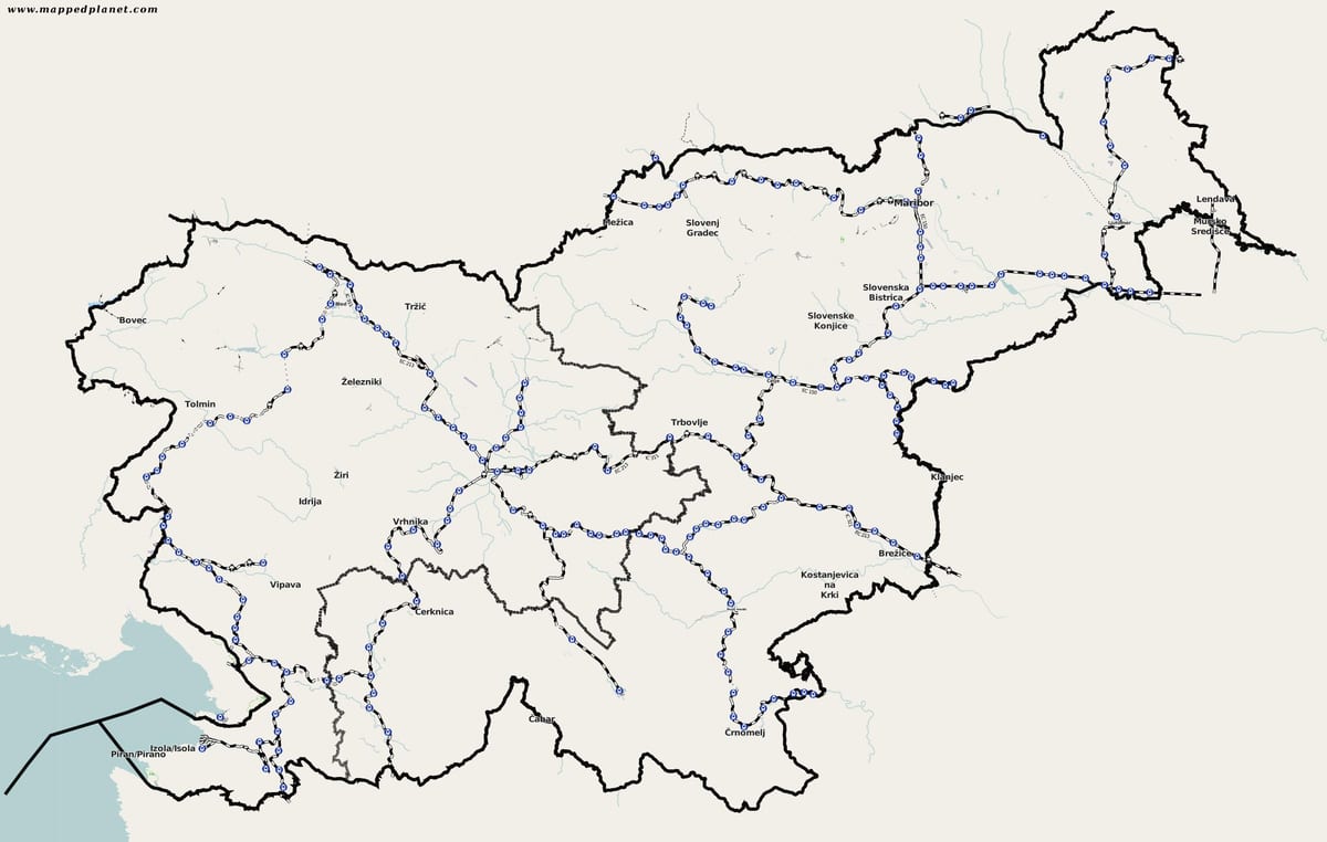 Eslovènia tren mapa